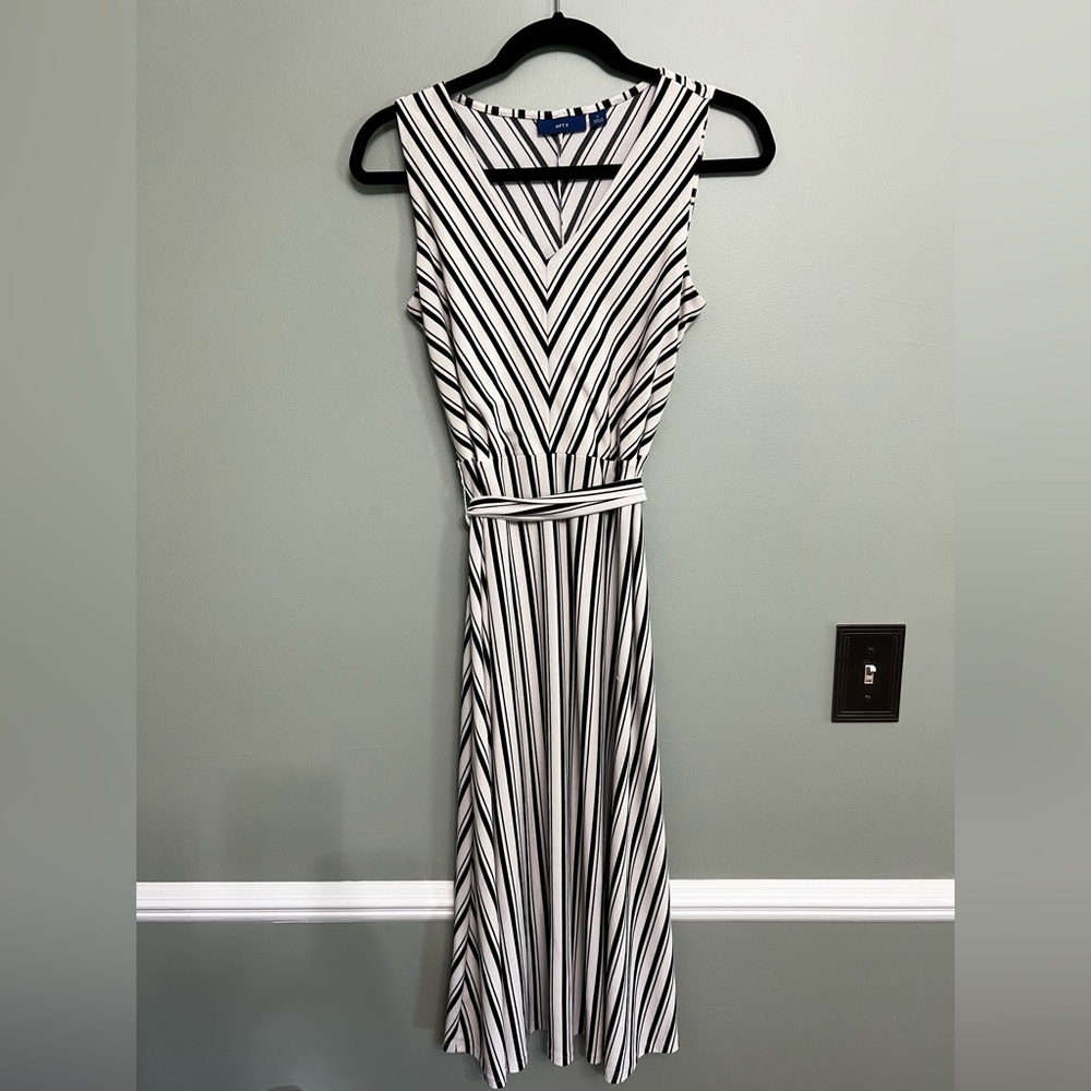 APT.9 Striped Dress